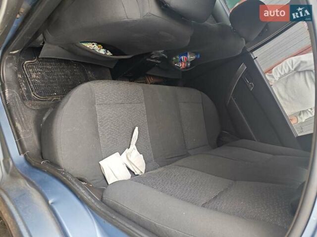 Синий Шевроле Авео, объемом двигателя 1.5 л и пробегом 350 тыс. км за 4600 $, фото 5 на Automoto.ua