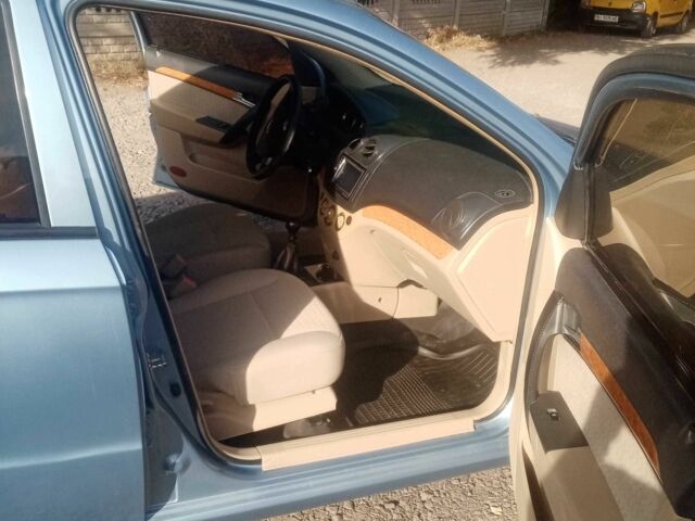 Синий Шевроле Авео, объемом двигателя 1.6 л и пробегом 186 тыс. км за 4700 $, фото 7 на Automoto.ua