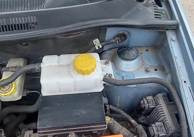 Синий Шевроле Авео, объемом двигателя 1.6 л и пробегом 114 тыс. км за 3100 $, фото 7 на Automoto.ua