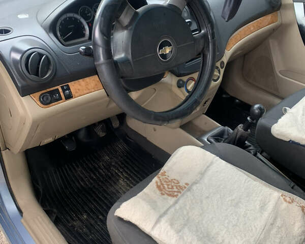 Синій Шевроле Авео, об'ємом двигуна 1.6 л та пробігом 250 тис. км за 2900 $, фото 3 на Automoto.ua