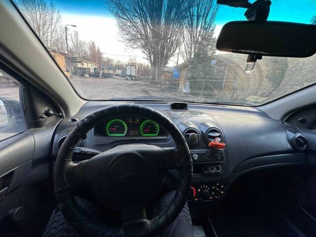 Синий Шевроле Авео, объемом двигателя 1.5 л и пробегом 330 тыс. км за 1750 $, фото 4 на Automoto.ua