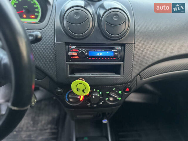 Синий Шевроле Авео, объемом двигателя 0 л и пробегом 93 тыс. км за 5300 $, фото 10 на Automoto.ua