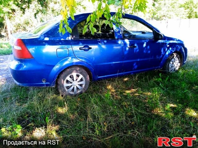 Синий Шевроле Авео, объемом двигателя 1.5 л и пробегом 226 тыс. км за 1850 $, фото 2 на Automoto.ua