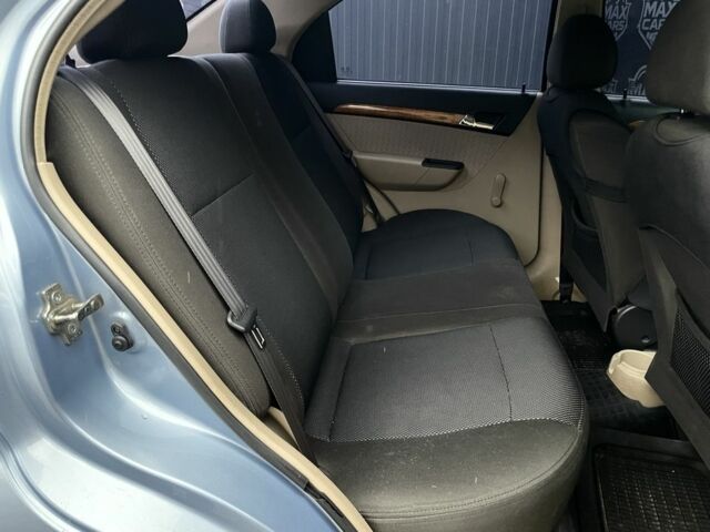 Синий Шевроле Авео, объемом двигателя 1.6 л и пробегом 170 тыс. км за 4400 $, фото 11 на Automoto.ua