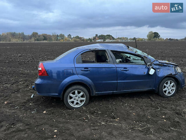 Синий Шевроле Авео, объемом двигателя 1.6 л и пробегом 230 тыс. км за 1700 $, фото 5 на Automoto.ua