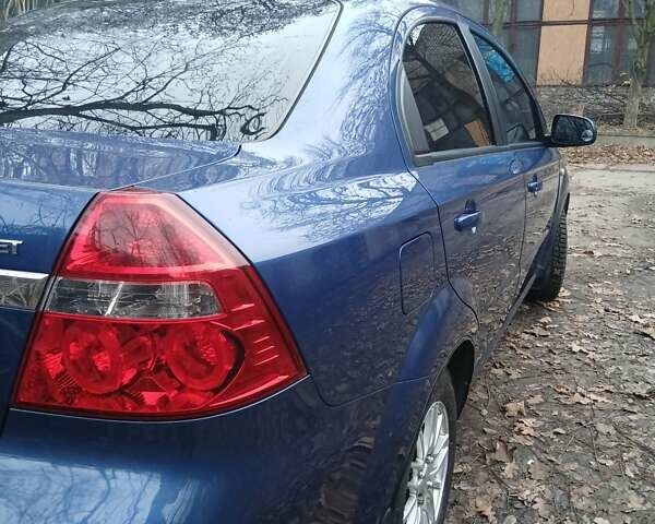 Синій Шевроле Авео, об'ємом двигуна 1.6 л та пробігом 240 тис. км за 4400 $, фото 4 на Automoto.ua