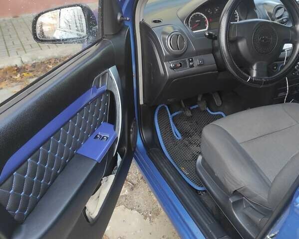 Синій Шевроле Авео, об'ємом двигуна 1.5 л та пробігом 19 тис. км за 4200 $, фото 3 на Automoto.ua