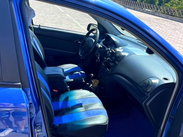 Синій Шевроле Авео, об'ємом двигуна 1.5 л та пробігом 140 тис. км за 3700 $, фото 3 на Automoto.ua