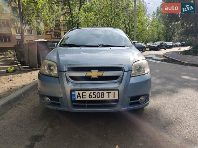 Синий Шевроле Авео, объемом двигателя 1.6 л и пробегом 290 тыс. км за 4000 $, фото 3 на Automoto.ua