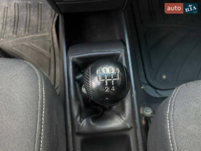 Синий Шевроле Авео, объемом двигателя 1.5 л и пробегом 167 тыс. км за 4399 $, фото 18 на Automoto.ua