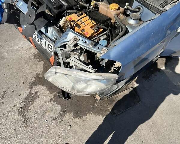 Синий Шевроле Авео, объемом двигателя 1.6 л и пробегом 258 тыс. км за 2000 $, фото 14 на Automoto.ua