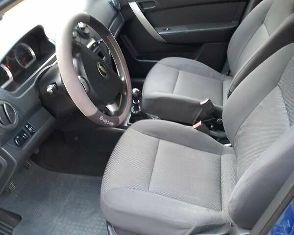 Синий Шевроле Авео, объемом двигателя 1.5 л и пробегом 130 тыс. км за 4500 $, фото 4 на Automoto.ua