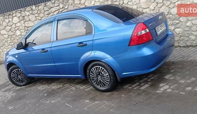Синий Шевроле Авео, объемом двигателя 1.5 л и пробегом 170 тыс. км за 4100 $, фото 13 на Automoto.ua
