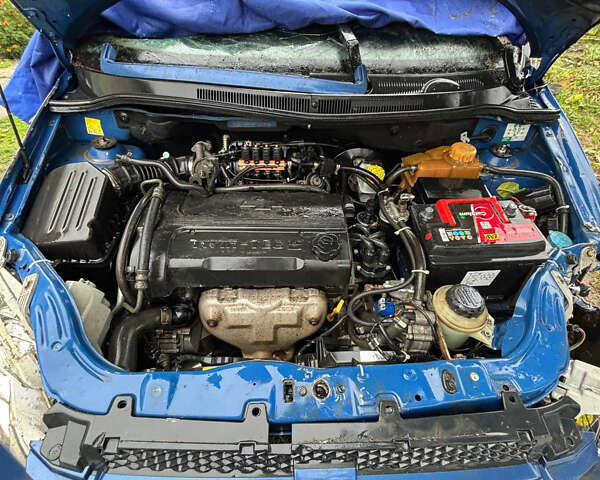 Синий Шевроле Авео, объемом двигателя 1.6 л и пробегом 230 тыс. км за 1700 $, фото 6 на Automoto.ua