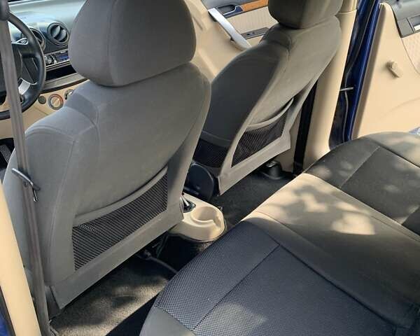 Синий Шевроле Авео, объемом двигателя 0 л и пробегом 212 тыс. км за 4300 $, фото 7 на Automoto.ua