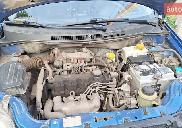 Синий Шевроле Авео, объемом двигателя 1.5 л и пробегом 198 тыс. км за 3000 $, фото 14 на Automoto.ua