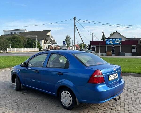 Синий Шевроле Авео, объемом двигателя 1.5 л и пробегом 181 тыс. км за 3399 $, фото 4 на Automoto.ua