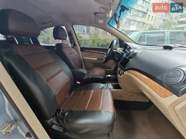 Синий Шевроле Авео, объемом двигателя 1.6 л и пробегом 290 тыс. км за 4000 $, фото 27 на Automoto.ua