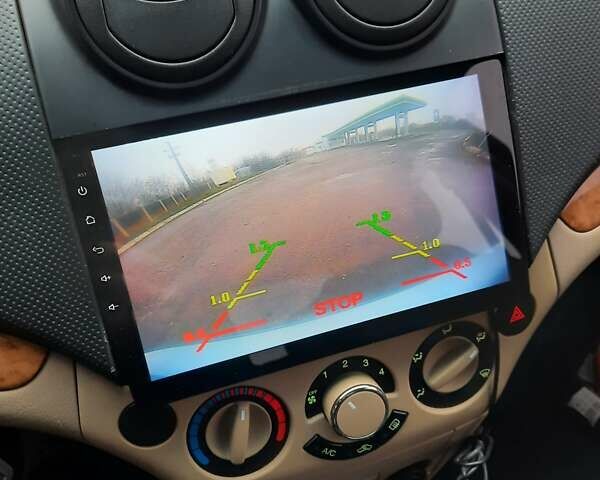 Синий Шевроле Авео, объемом двигателя 1.6 л и пробегом 147 тыс. км за 4800 $, фото 9 на Automoto.ua