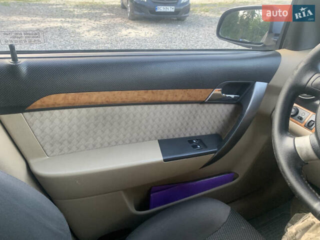 Синий Шевроле Авео, объемом двигателя 1.6 л и пробегом 148 тыс. км за 3700 $, фото 1 на Automoto.ua