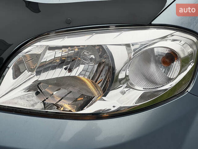 Синий Шевроле Авео, объемом двигателя 1.6 л и пробегом 138 тыс. км за 4600 $, фото 12 на Automoto.ua