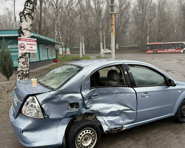 Синий Шевроле Авео, объемом двигателя 1.6 л и пробегом 199 тыс. км за 1500 $, фото 8 на Automoto.ua