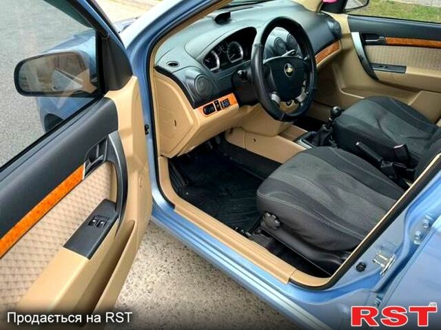 Синий Шевроле Авео, объемом двигателя 1.6 л и пробегом 170 тыс. км за 4500 $, фото 9 на Automoto.ua