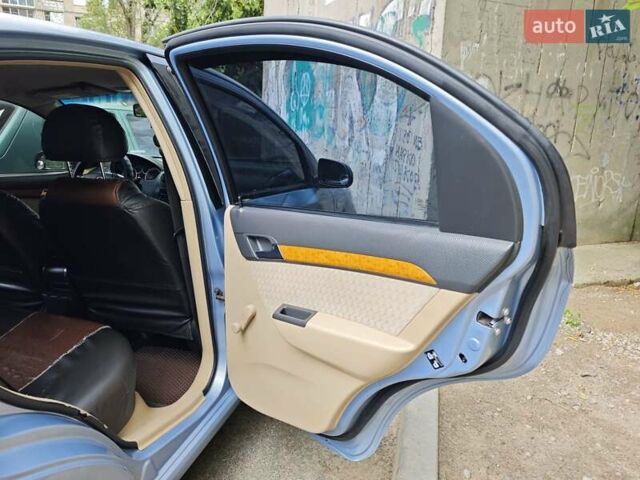 Синий Шевроле Авео, объемом двигателя 1.6 л и пробегом 290 тыс. км за 4000 $, фото 19 на Automoto.ua