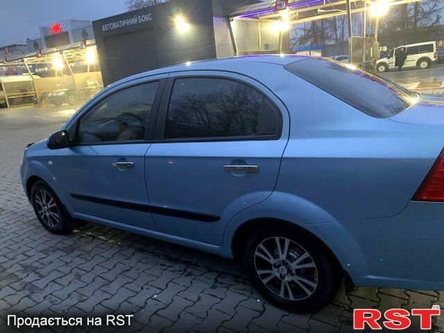 Синий Шевроле Авео, объемом двигателя 1.6 л и пробегом 292 тыс. км за 4300 $, фото 6 на Automoto.ua