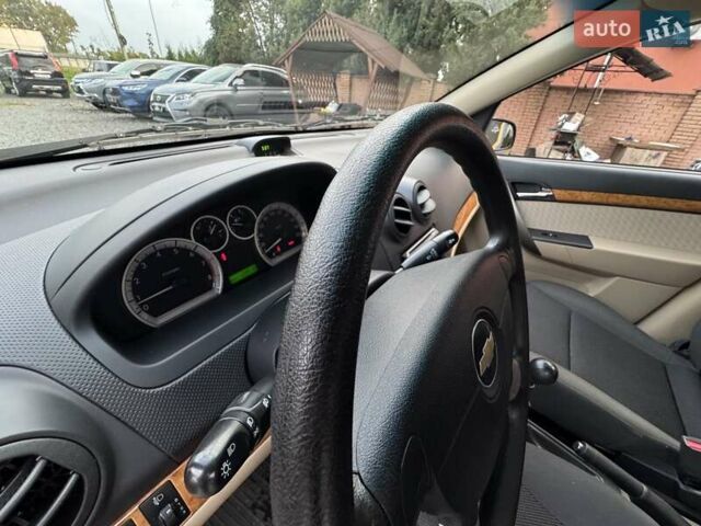 Синий Шевроле Авео, объемом двигателя 1.6 л и пробегом 22 тыс. км за 6200 $, фото 21 на Automoto.ua