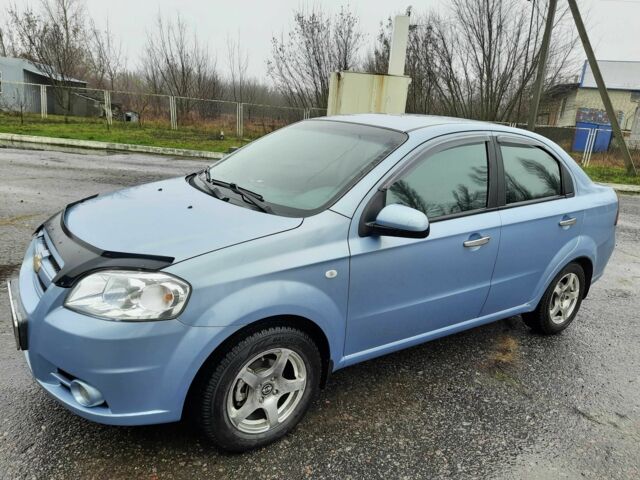 Синий Шевроле Авео, объемом двигателя 1.6 л и пробегом 147 тыс. км за 4800 $, фото 1 на Automoto.ua