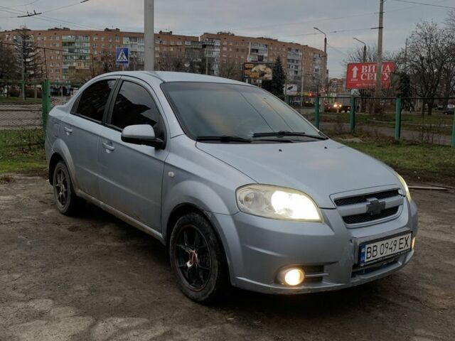 Синий Шевроле Авео, объемом двигателя 1.6 л и пробегом 115 тыс. км за 3499 $, фото 1 на Automoto.ua