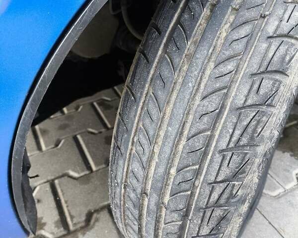 Синий Шевроле Авео, объемом двигателя 1.5 л и пробегом 225 тыс. км за 3300 $, фото 2 на Automoto.ua