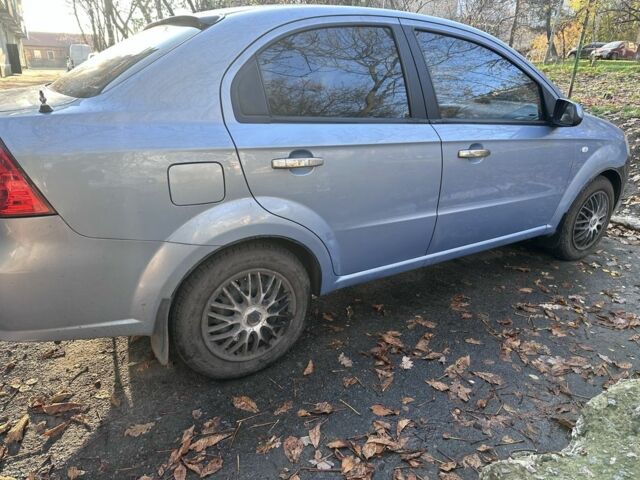 Синий Шевроле Авео, объемом двигателя 1.6 л и пробегом 279 тыс. км за 3650 $, фото 5 на Automoto.ua