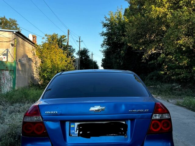 Синий Шевроле Авео, объемом двигателя 1.5 л и пробегом 330 тыс. км за 1750 $, фото 3 на Automoto.ua