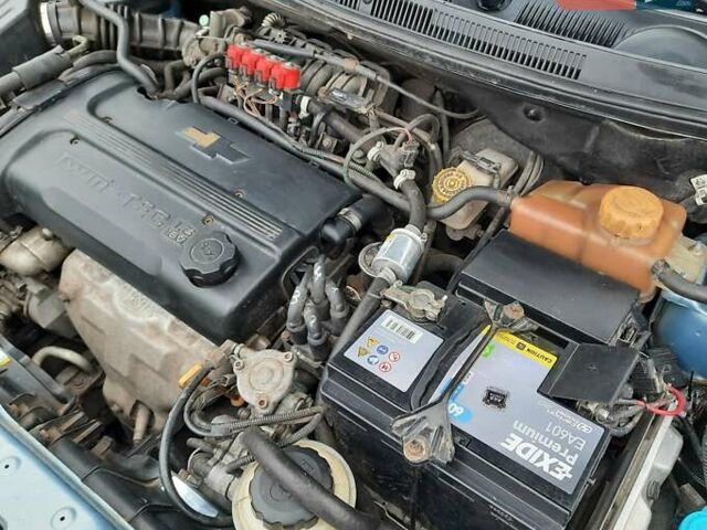 Синий Шевроле Авео, объемом двигателя 1.6 л и пробегом 147 тыс. км за 4800 $, фото 13 на Automoto.ua