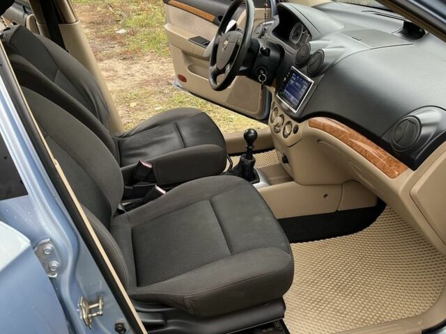 Шевроле Авео 2008 в Ковель на Automoto.ua Синий Шевроле Авео, объемом двигателя 1.6 л и пробегом 289 тыс. км за 3350 $, фото 13 на Automoto.ua