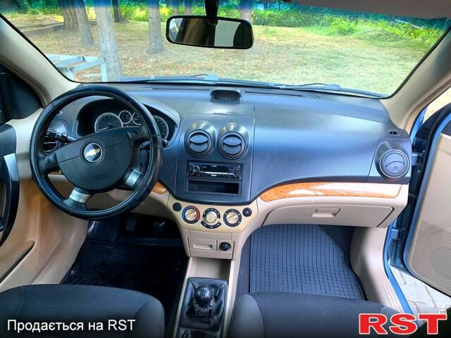 Синий Шевроле Авео, объемом двигателя 1.6 л и пробегом 292 тыс. км за 4300 $, фото 7 на Automoto.ua