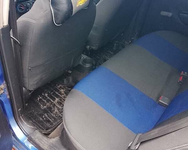 Синий Шевроле Авео, объемом двигателя 1.5 л и пробегом 207 тыс. км за 4000 $, фото 5 на Automoto.ua