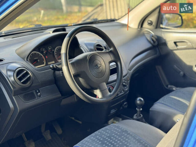 Синий Шевроле Авео, объемом двигателя 1.5 л и пробегом 70 тыс. км за 5200 $, фото 8 на Automoto.ua