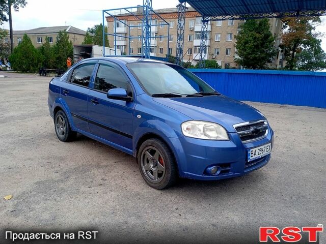 Синий Шевроле Авео, объемом двигателя 1.5 л и пробегом 200 тыс. км за 4000 $, фото 2 на Automoto.ua
