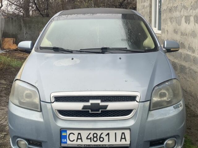 Синий Шевроле Авео, объемом двигателя 1.6 л и пробегом 256 тыс. км за 2000 $, фото 1 на Automoto.ua