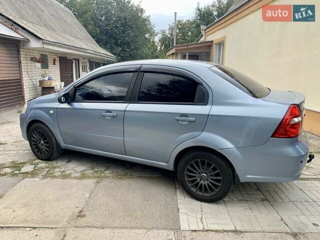 Синий Шевроле Авео, объемом двигателя 1.6 л и пробегом 150 тыс. км за 3700 $, фото 5 на Automoto.ua