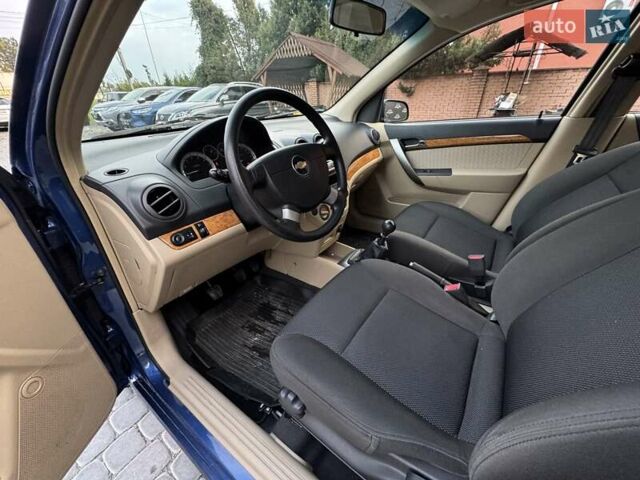 Синий Шевроле Авео, объемом двигателя 1.6 л и пробегом 22 тыс. км за 6200 $, фото 1 на Automoto.ua