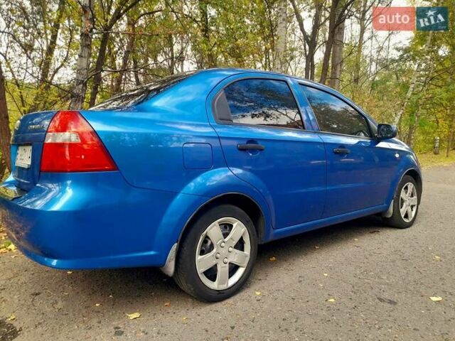 Синий Шевроле Авео, объемом двигателя 1.5 л и пробегом 154 тыс. км за 4300 $, фото 3 на Automoto.ua