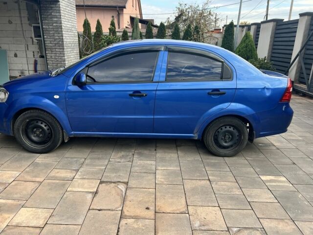 Синий Шевроле Авео, объемом двигателя 1.2 л и пробегом 200 тыс. км за 3000 $, фото 3 на Automoto.ua