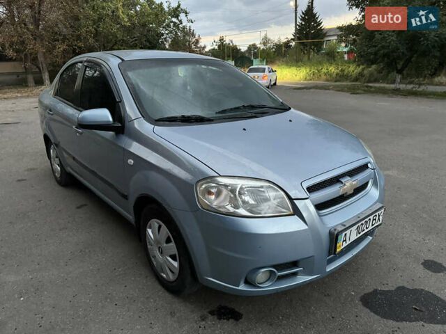 Синий Шевроле Авео, объемом двигателя 1.6 л и пробегом 168 тыс. км за 3750 $, фото 3 на Automoto.ua