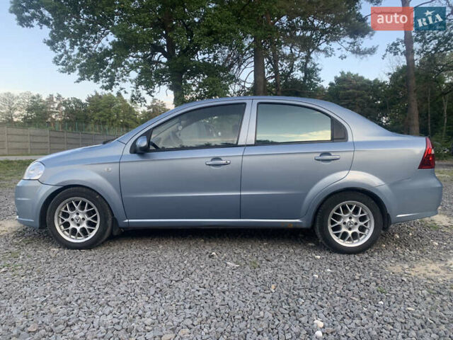 Синий Шевроле Авео, объемом двигателя 1.6 л и пробегом 148 тыс. км за 3700 $, фото 12 на Automoto.ua