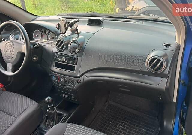 Синий Шевроле Авео, объемом двигателя 1.5 л и пробегом 166 тыс. км за 3600 $, фото 14 на Automoto.ua