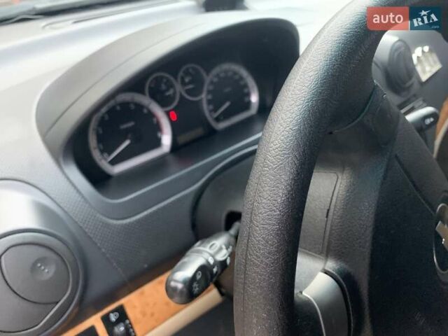 Синий Шевроле Авео, объемом двигателя 1.6 л и пробегом 150 тыс. км за 3700 $, фото 8 на Automoto.ua